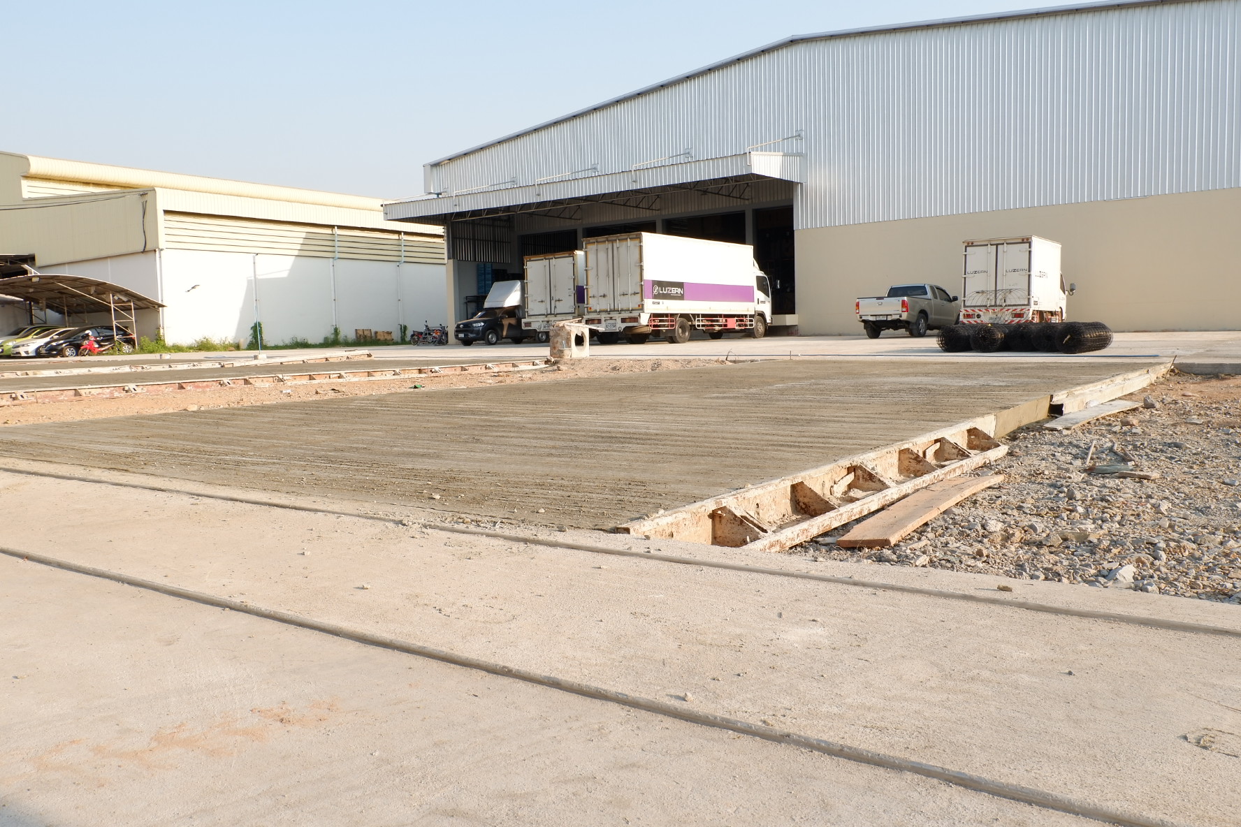 โกดังเก็บสุขภัณฑ์ LUZERN (โครงสร้าง ไฟฟ้า ประปา สุขาภิบาล ถนน)