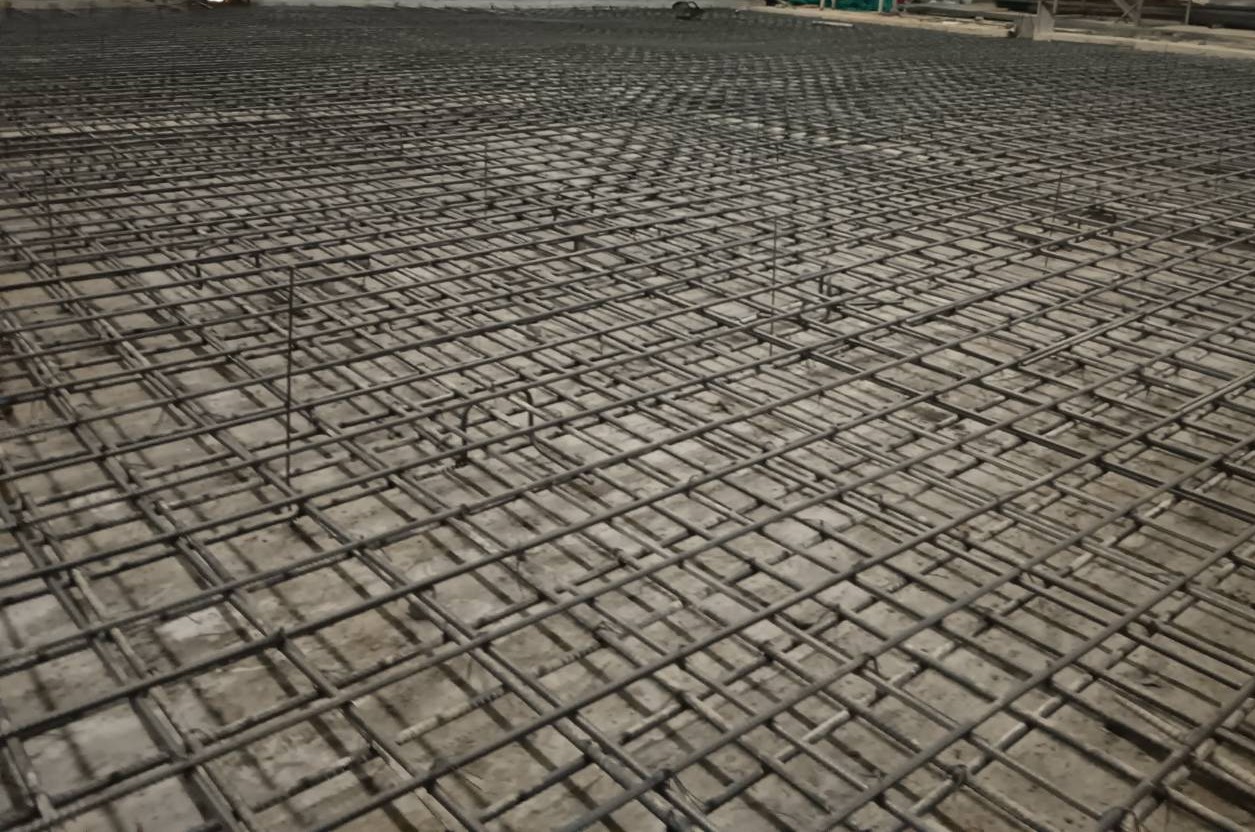 โครงสร้างแท่นเครื่องจักร และ pipe rack ภายในโรงงาน จังหวัดชลบุรี