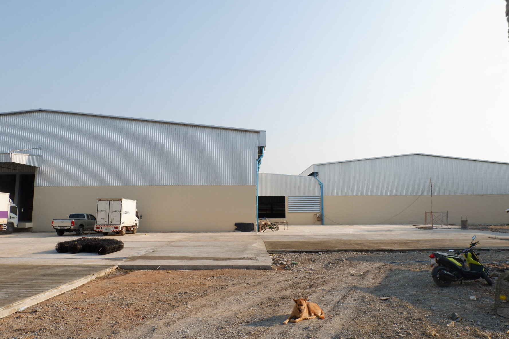 โกดังเก็บสุขภัณฑ์ LUZERN