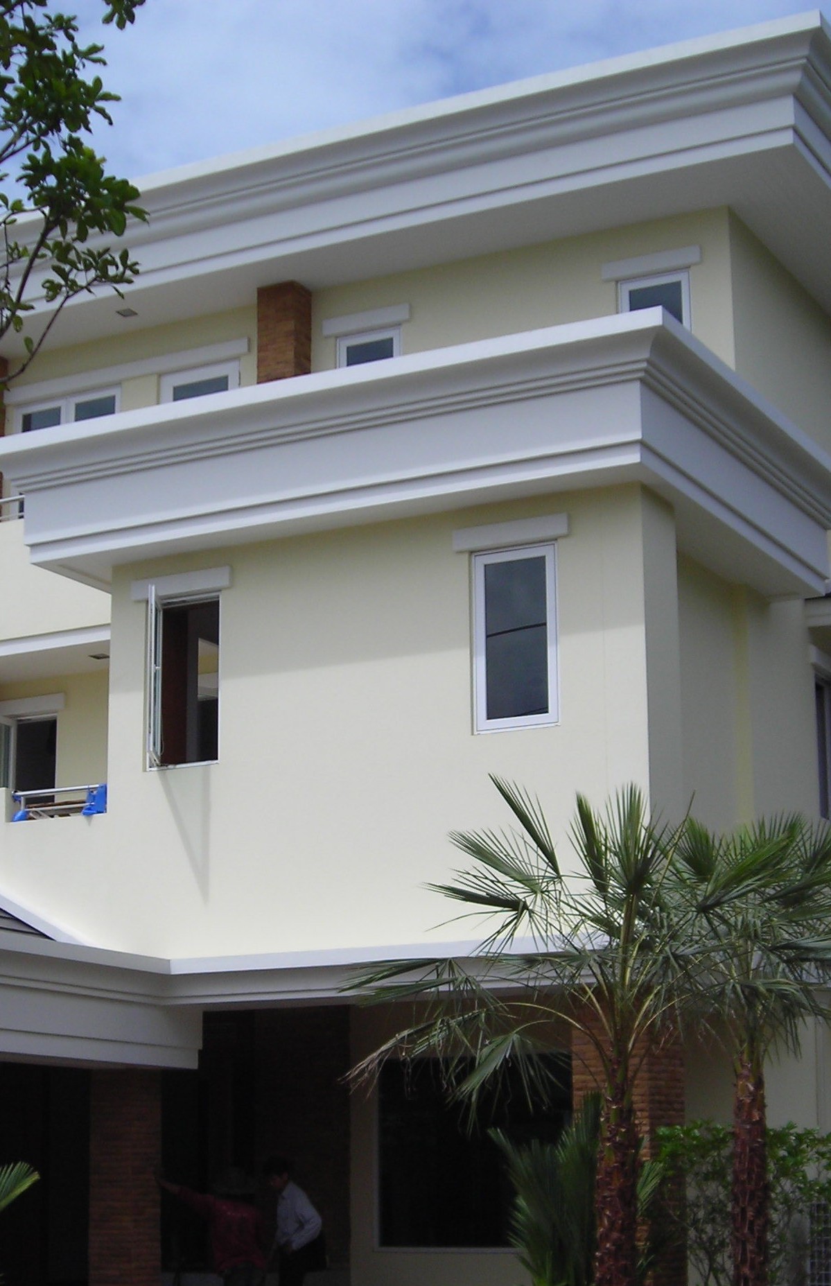 อาคารพักอาศัย 3 ชั้น เรือนพักรับรอง 1 ชั้น ถนน สระว่ายน้ำ รั้ว ประตูรั้ว พระสมุทรเจดีย์ จังหวัดสมุทรปราการ